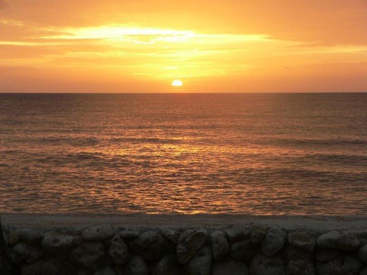 By The Sea Resort Santa Fe  Bagian luar foto
